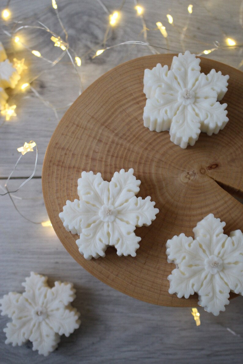 Snowflake Candle  4 PC - Decoration Winter Candle - Home Décor - Gift Set