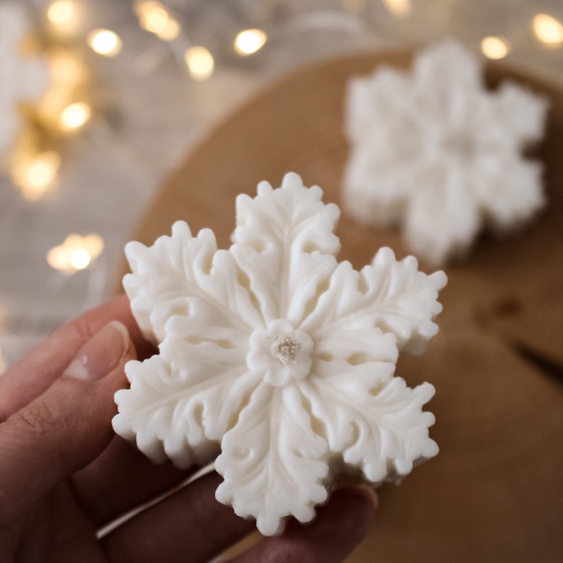 Snowflake Candle  4 PC - Decoration Winter Candle - Home Décor - Gift Set