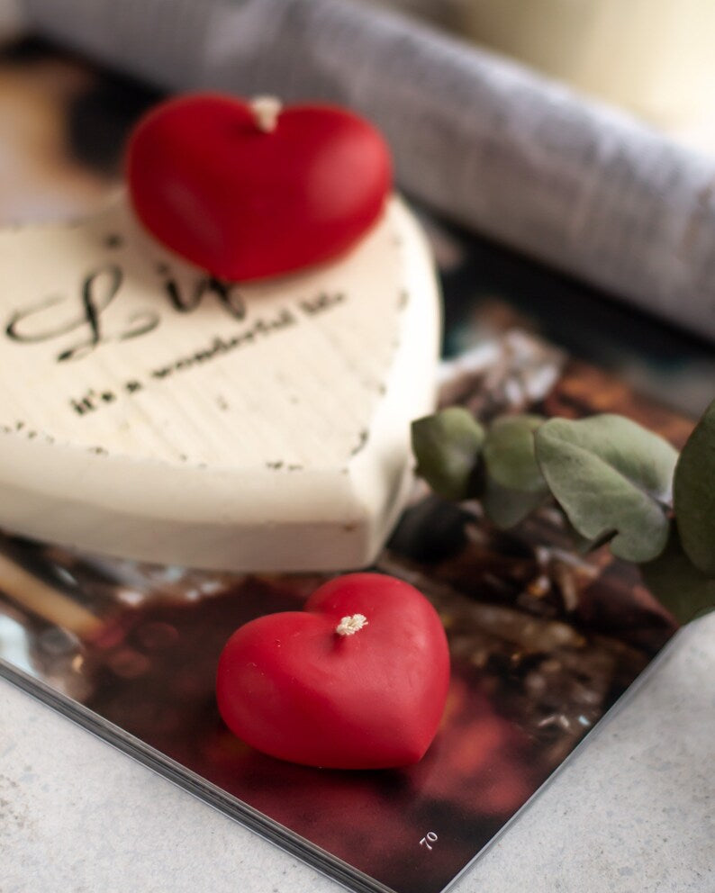 Red Heart Gift Candle Set of 4 - Paraffin wax Rose Scented Candle - Heart Shaped Candle - Wedding Favor Candle - Romantic Valentines Heart