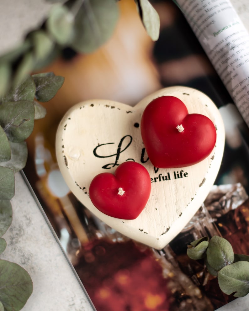 Red Heart Gift Candle Set of 4 - Paraffin wax Rose Scented Candle - Heart Shaped Candle - Wedding Favor Candle - Romantic Valentines Heart
