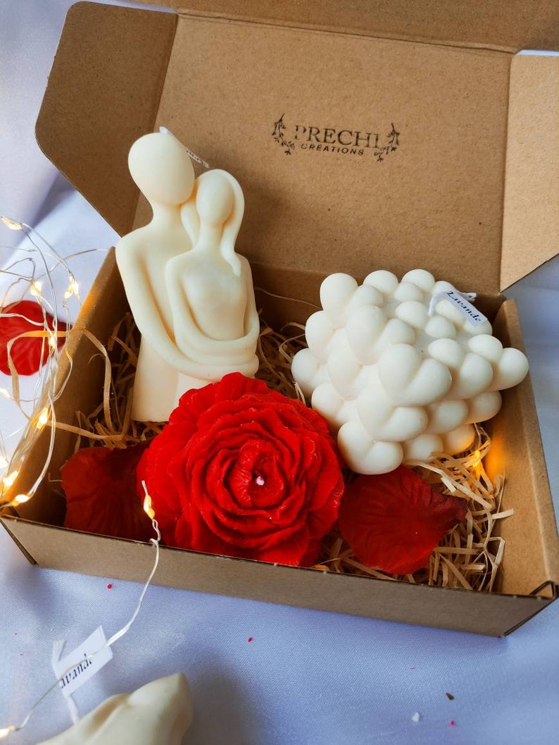 Valentine's Day Gift Hamper - Candle gift box - Peony Flower 🌺 Candles - Couple Candle - Heart Bubble Candle